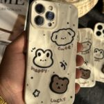 قاب موبایل آیفون خرس صخره ای قهوه ای برجسته