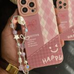 قاب موبایل آیفون پاپیون لبخند چهارخونه صورتی بندست ( بدون بند )