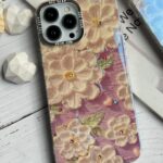 قاب موبایل آیفون گل خامه ای بنفش