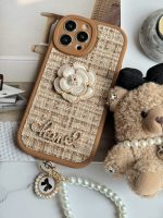 قاب موبایل آیفون شنل گل حصیری + بندست - Image 15