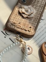 قاب موبایل آیفون شنل گل حصیری + بندست - Image 7