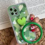 قاب موبایل آیفون تک دل حصیری سبز حلقه دار محافظ لنزدار