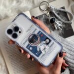 قاب موبایل آیفون آرمسترانگ کره ماه فضایی آبی محافظ لنزدار