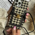 قاب موبایل آیفون زبرا پارچه ای جاکارتی سلین + بندست بلند