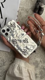 قاب موبایل آیفون قلب شاینی لاو + بندست