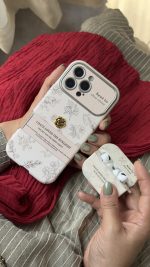 قاب موبایل آیفون گل طلایی انگلیسی الگانس محافظ لنزدار - Image 2