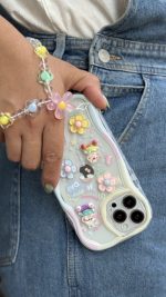 قاب موبایل ( سامسونگ - آیفون ) خرگوش و خرس بامزی + بندست بابونه - Image 4