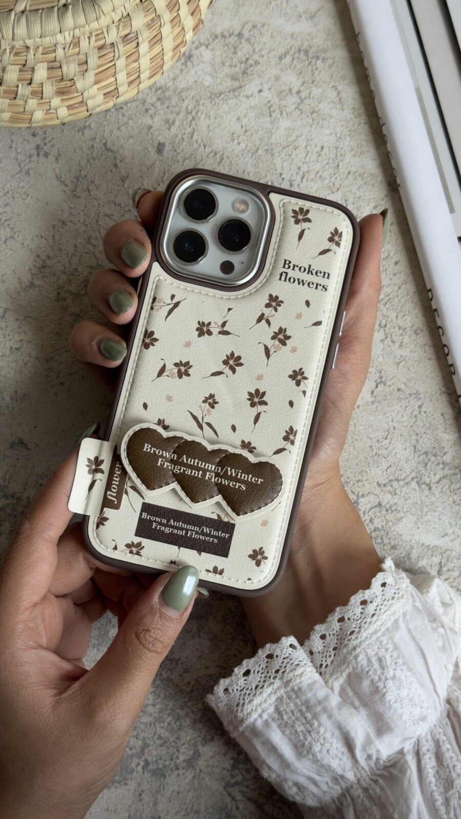 قاب موبایل آیفون گل چهارفصل فرگننت چرمی + استندقلبی قاب موبایل آیفون گل چهارفصل فرگننت چرمی + استندقلبی - Image 1