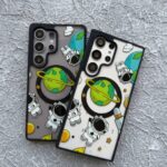 قاب موبایل فضانورد و سیاره به همراه مگسیف