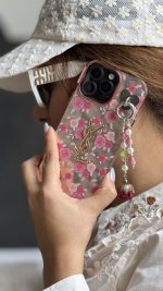 قاب موبایل ( آیفون - سامسونگ ) سن لورن شکوفه گل رز + آویز گل رز - Image 3