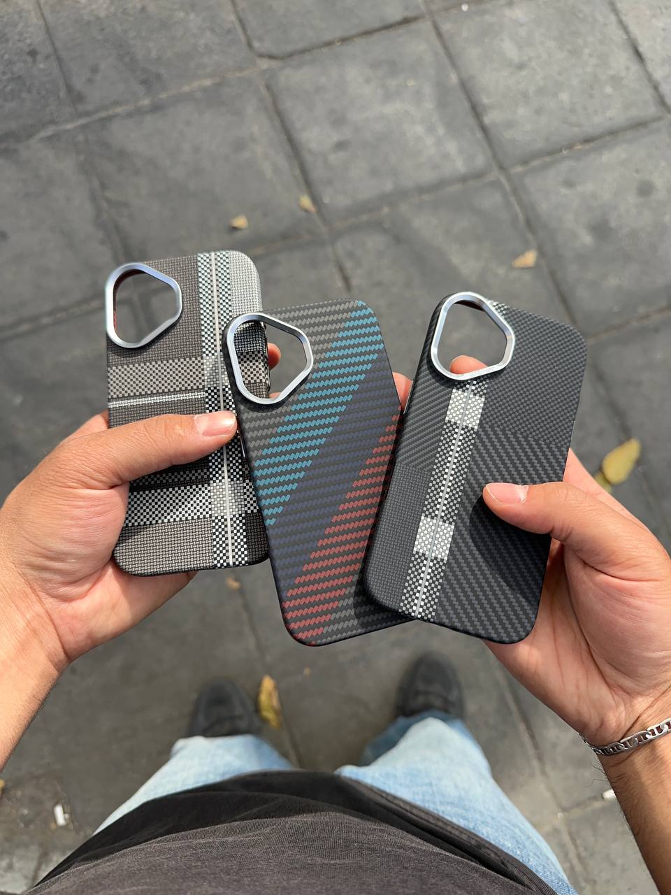 IMG_9439 قاب موبایل بریتیش استایل مگسیف دار - Image 1