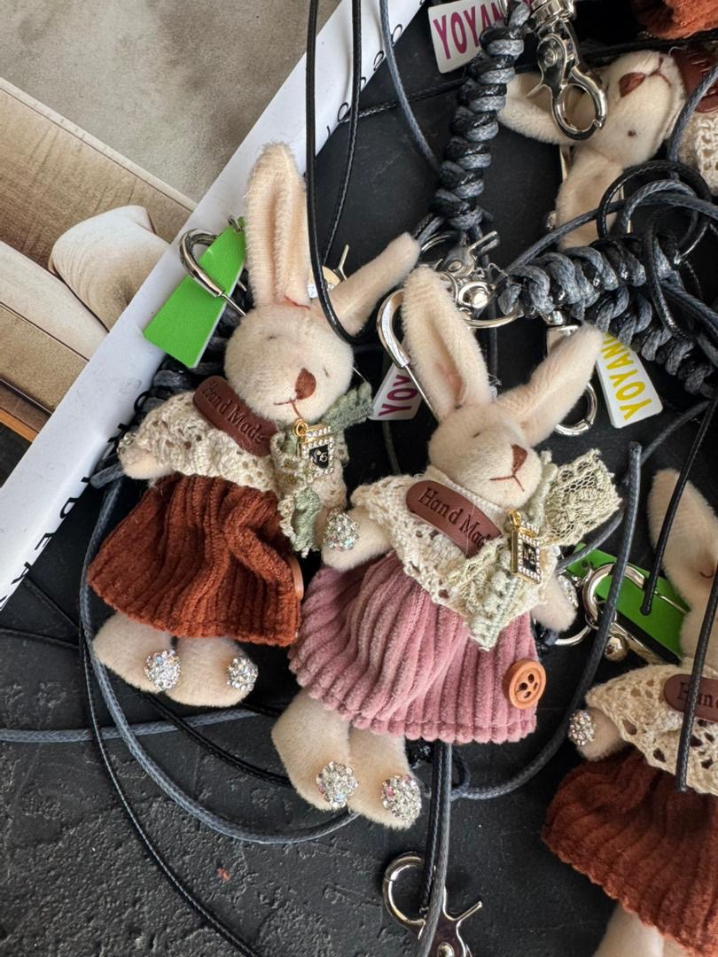 بگ چارم خرگوش پاییزی بگ چارم خرگوش پاییزی - Image 1