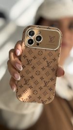 قاب موبایل آیفون لویی ویتون مخملی فونتی قهوه ای - Image 5