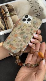 قاب موبایل آیفون خرگوش باغ جادویی + بندست مخملی - Image 5