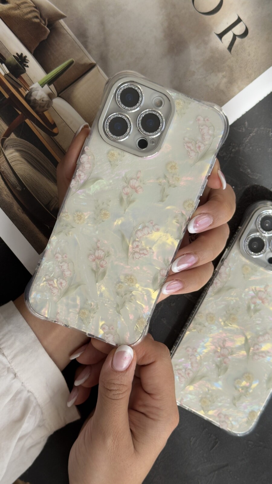 قاب موبایل آیفون باغ ژاپنی صدفی انگلیش هوم قاب موبایل آیفون باغ ژاپنی صدفی انگلیش هوم - Image 1