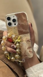 قاب موبایل آیفون براش پروانه طلایی + بندست پاپیون - Image 2