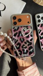 قاب موبایل آیفون سینیور تایم قلب صورتی + بندست - Image 3