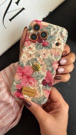 قاب موبایل آیفون گوچی فلاور کبریتی پارچه ای