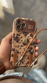 قاب موبایل آیفون گل و برگ پاییزی + بندست - Image 4