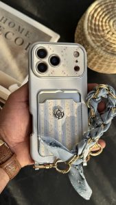 قاب موبایل آیفون اسکارف گل آبی مه آلود + بندست - Image 4