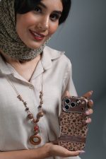 قاب موبایل آیفون گل و برگ پاییزی - Image 4