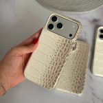 قاب آیفون چرمی کروکودیل سفید - Image 2