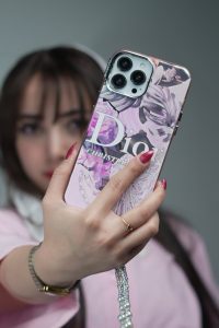 قاب موبایل آیفون دیور صورتی برگ انجیری + بندست - Image 5