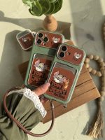 قاب موبایل آیفون تام و جری سبز و قهوه ای جاکارتی دار + بندست - Image 3